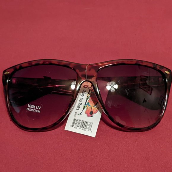 Lot of 10 Fashion Sunglasses #2***